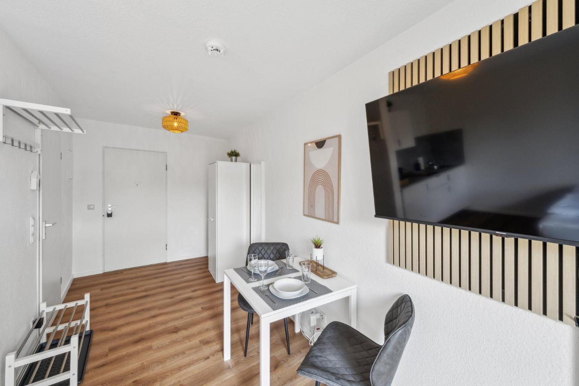 Andriss - Study & Work Apartments - Wifi - Kitchen Кайзерслаутерн Экстерьер фото